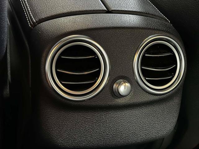 Used 2019 Mercedes-Benz C 300 4MATIC Sedan image 19