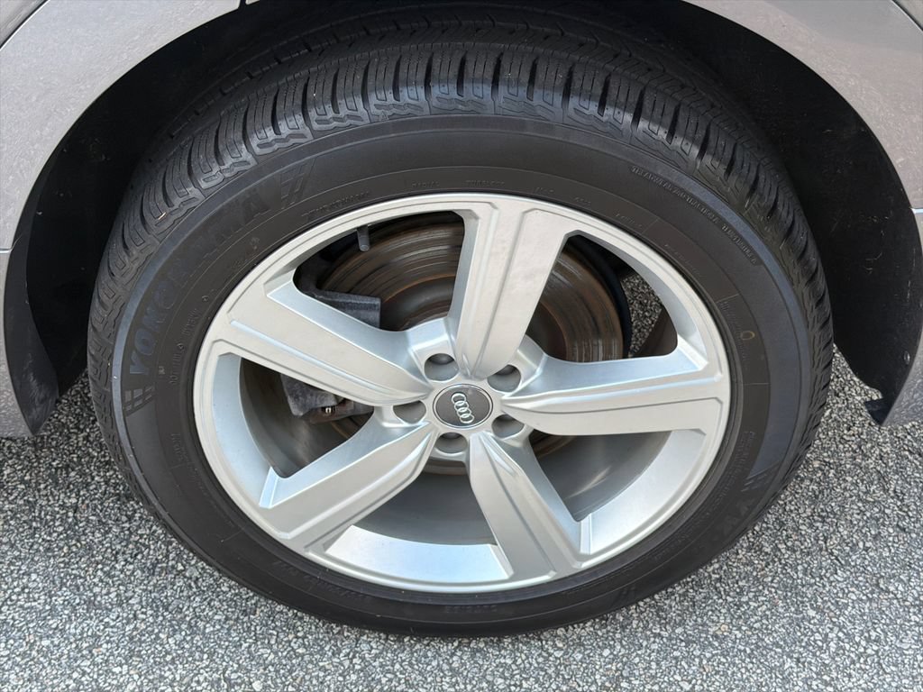Used 2019 Audi e-tron Premium Plus AWD/4WD image 19