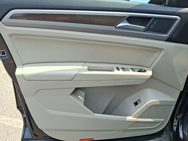 Used 2019 Volkswagen Atlas SE w/ Panoramic Sunroof Package AWD/4WD image 12