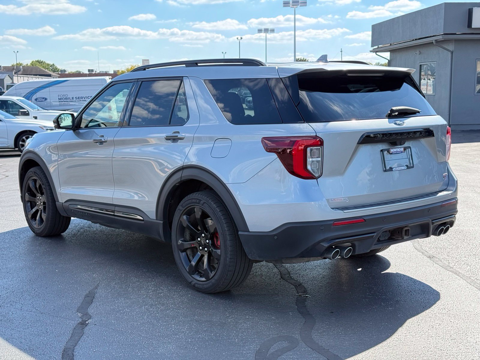 Used 2020 Ford Explorer ST w/ ST Street Pack AWD/4WD image 6
