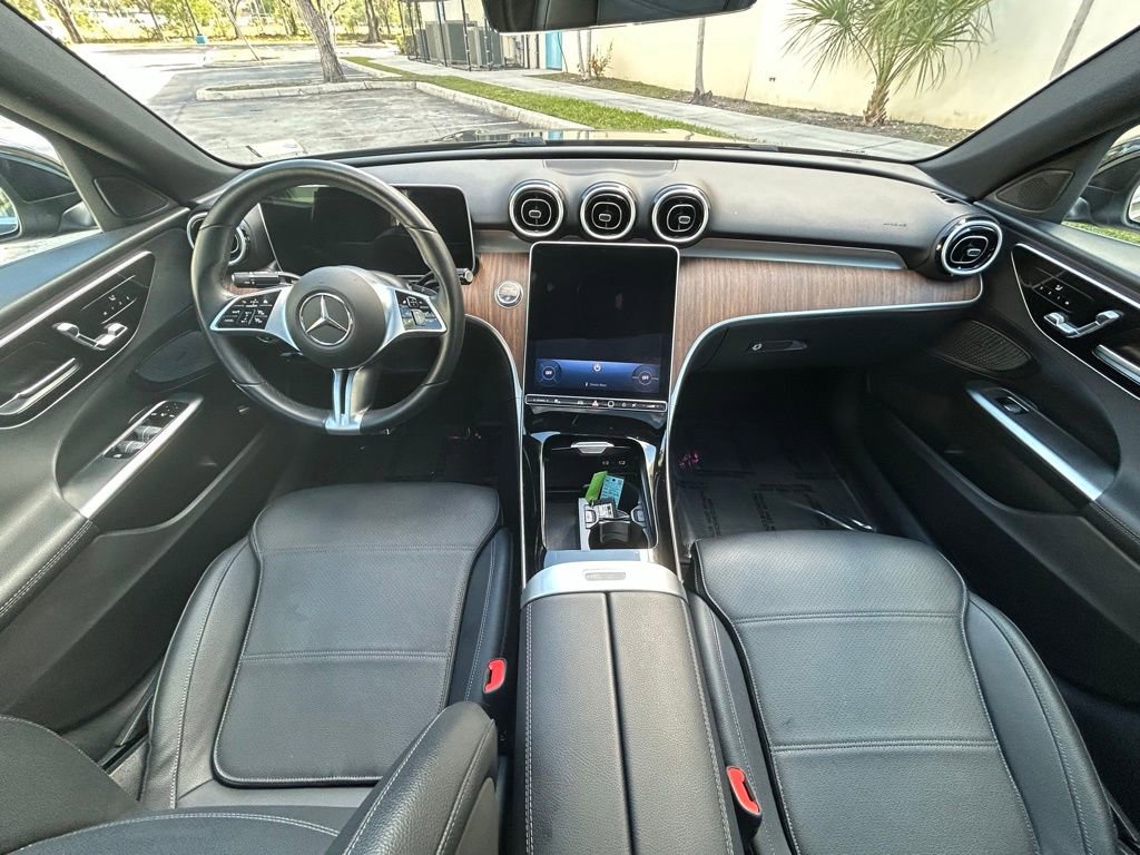 Used 2025 Mercedes-Benz C 300 Sedan image 10