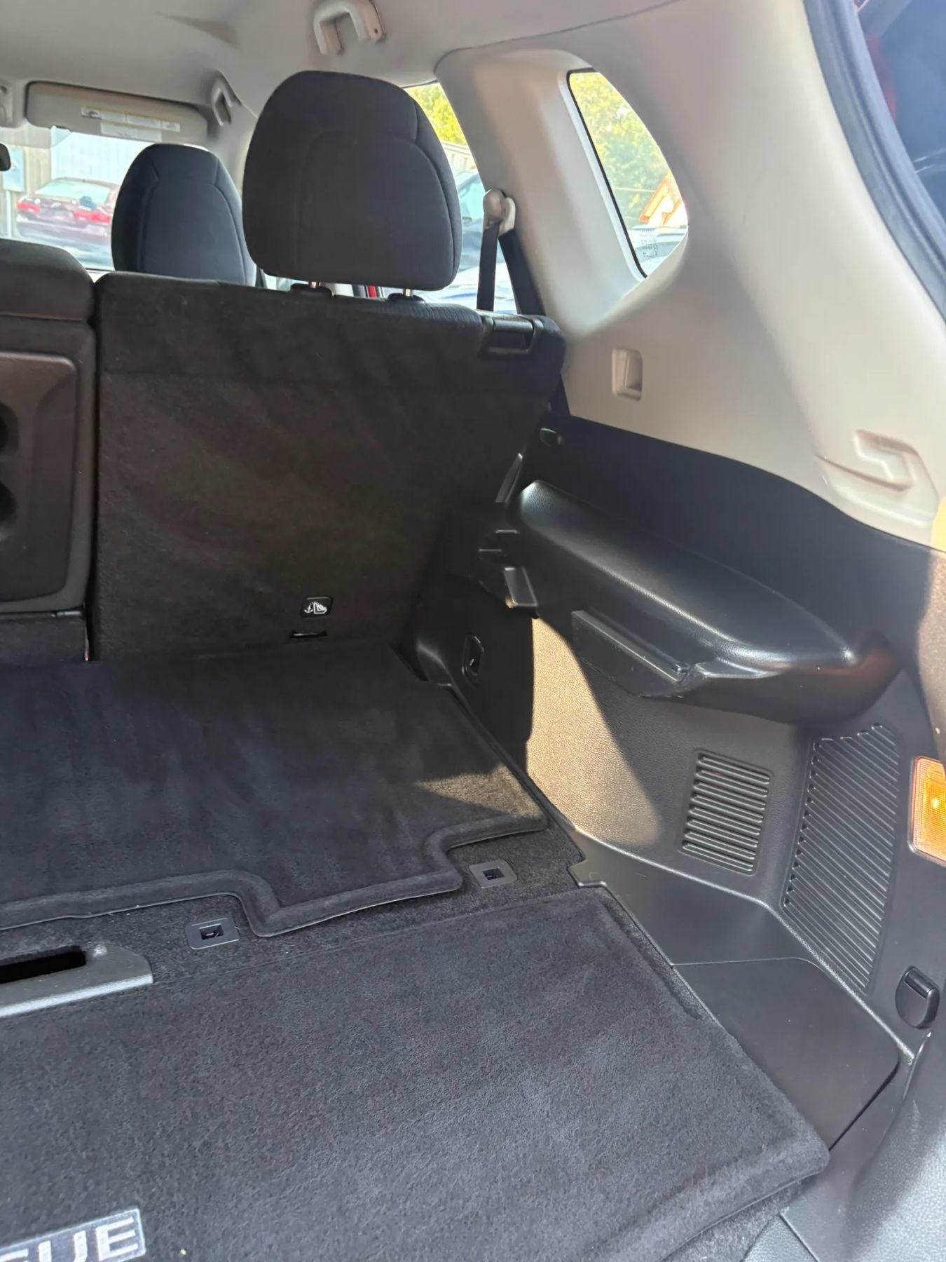 Used 2016 Nissan Rogue S AWD/4WD image 23