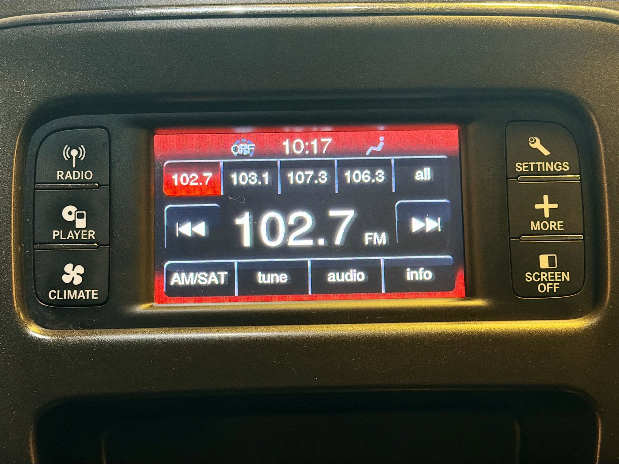 Used 2017 Dodge Journey Crossroad AWD/4WD image 19