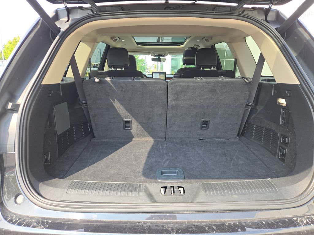 Used 2024 Lincoln Aviator Reserve AWD/4WD image 9