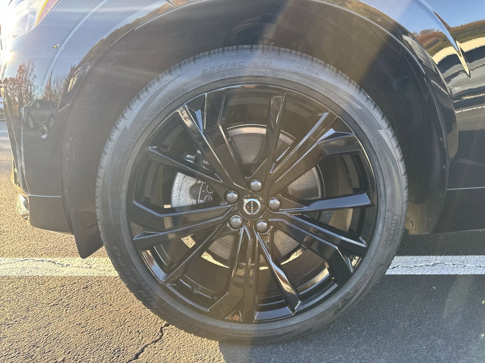 Used 2024 Volvo XC60 T8 Ultimate w/ Protection Package Premier image 7