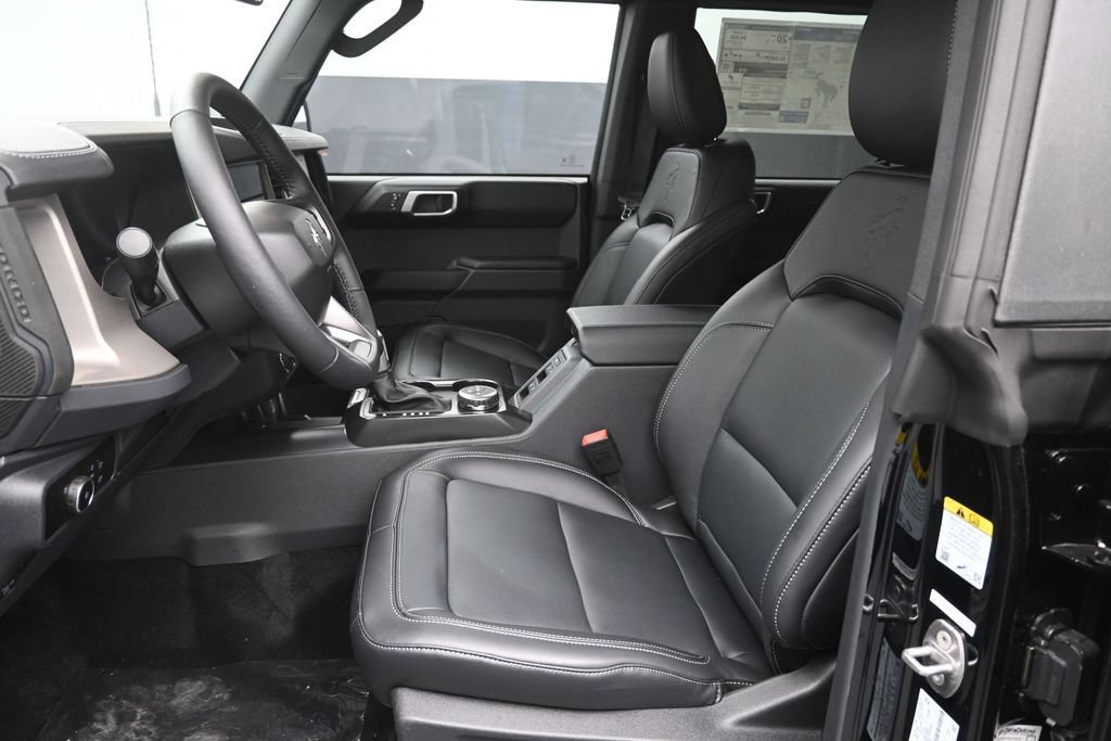New 2026 Ford Bronco Outer Banks AWD/4WD image 19