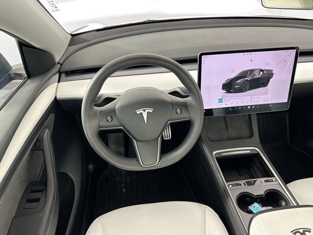 Used 2023 Tesla Model Y Performance AWD/4WD image 11