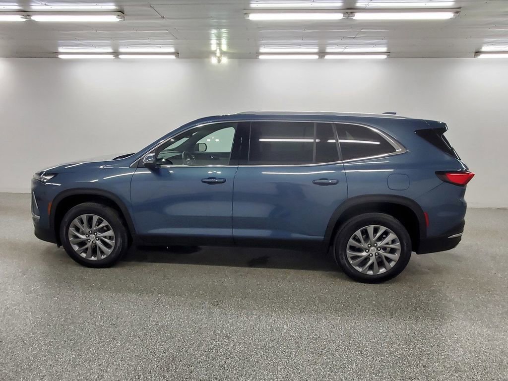 Used 2025 Buick Enclave Preferred image 7