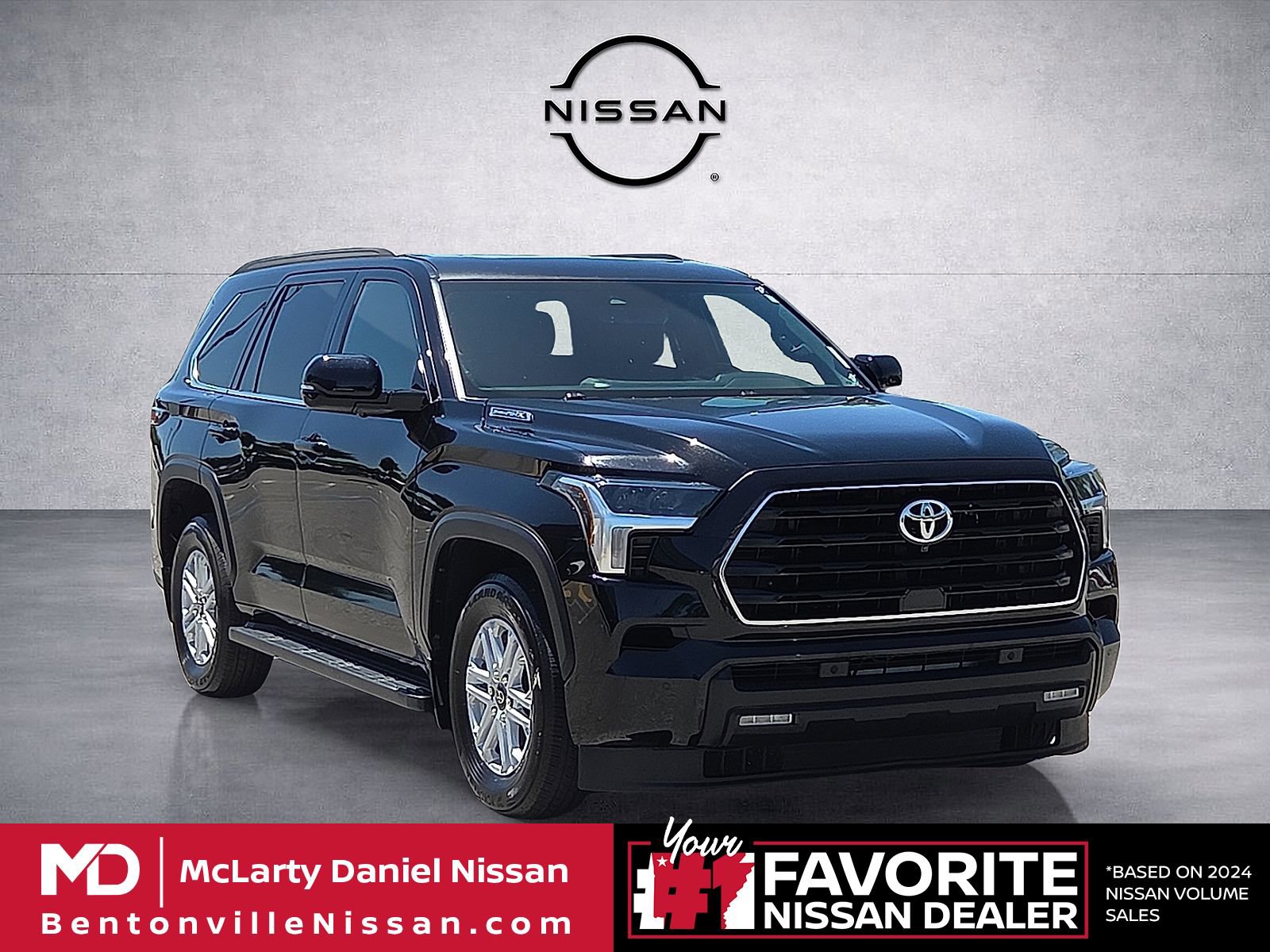 Used 2025 Toyota Sequoia SR5 AWD/4WD video 1