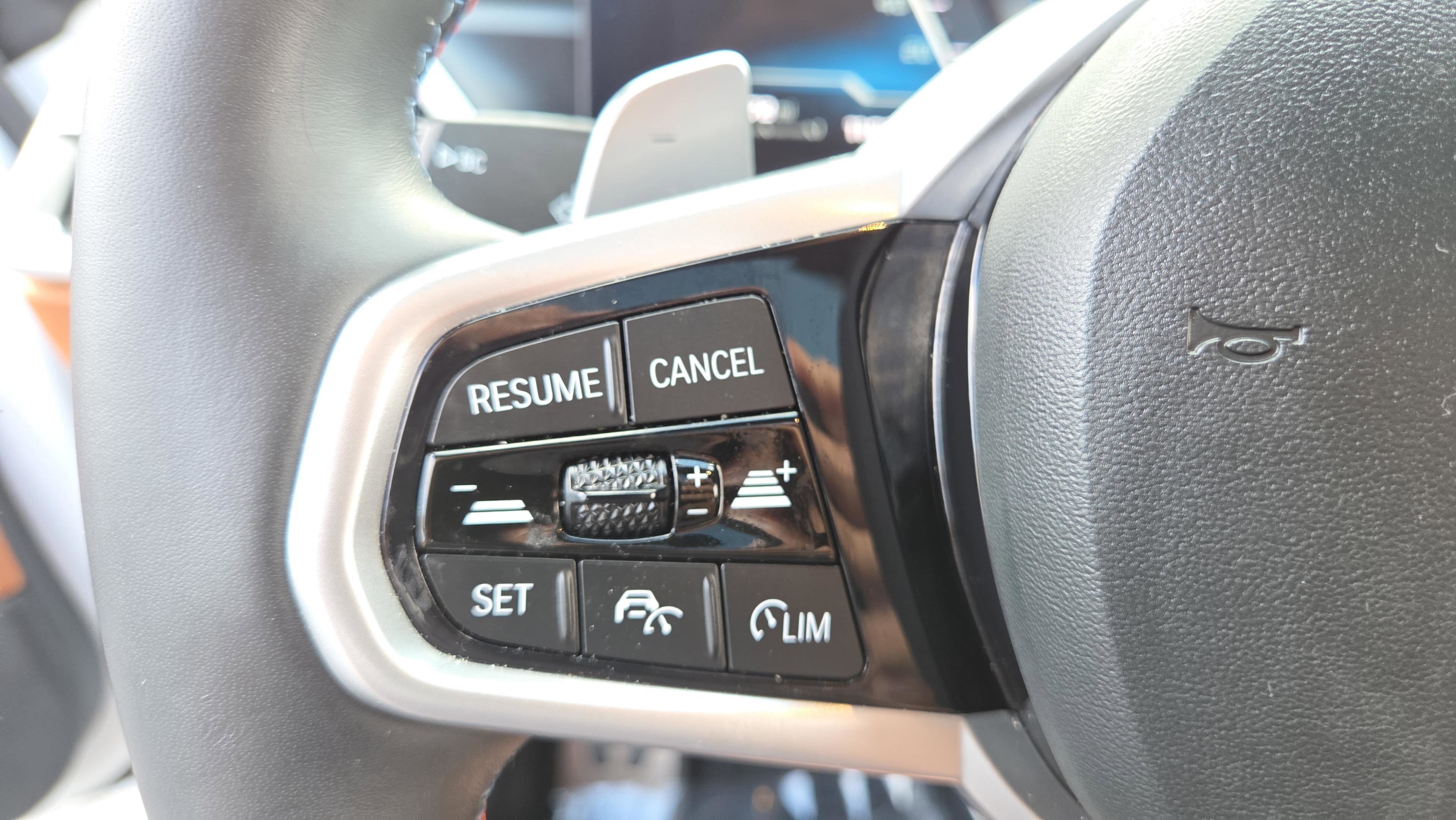 Certified 2025 BMW 440i xDrive w/ Premium Package image 28