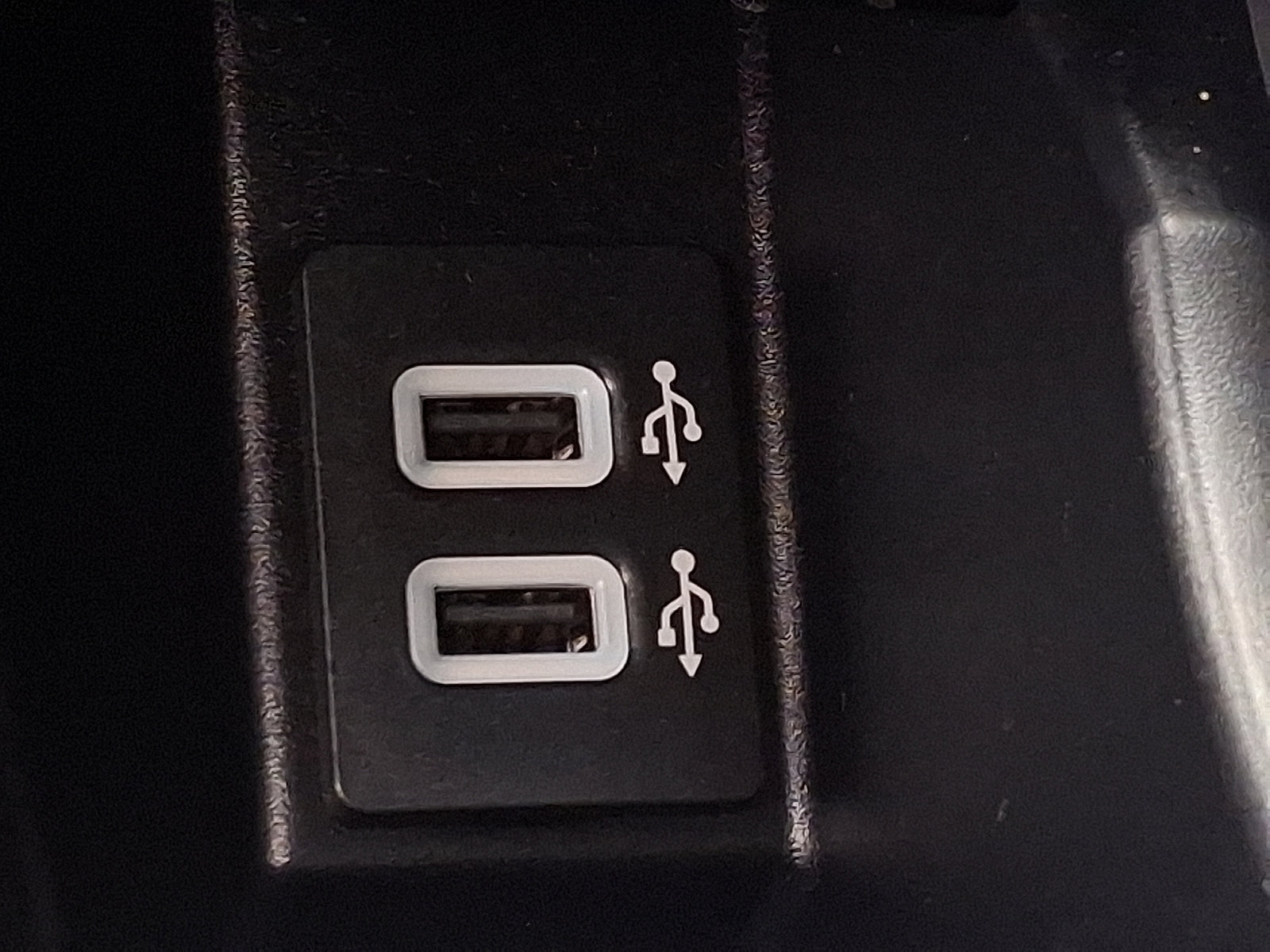 Used 2019 Ford Edge SEL w/ Equipment Group 201A image 25