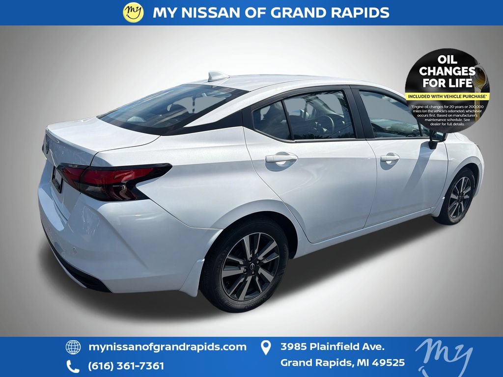 Used 2025 Nissan Versa SV w/ Trunk Package FWD image 8