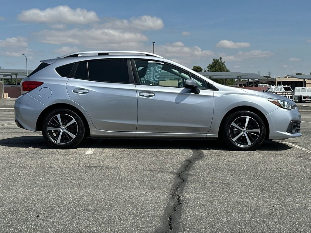 Used 2022 Subaru Impreza Premium image 2