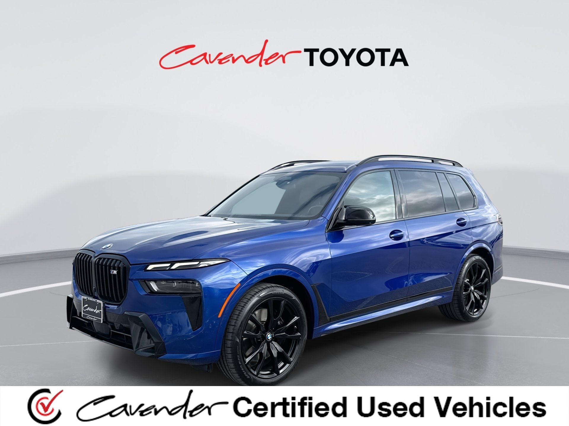 Used 2024 BMW X7 M60i w/ Executive Package AWD/4WD image 1