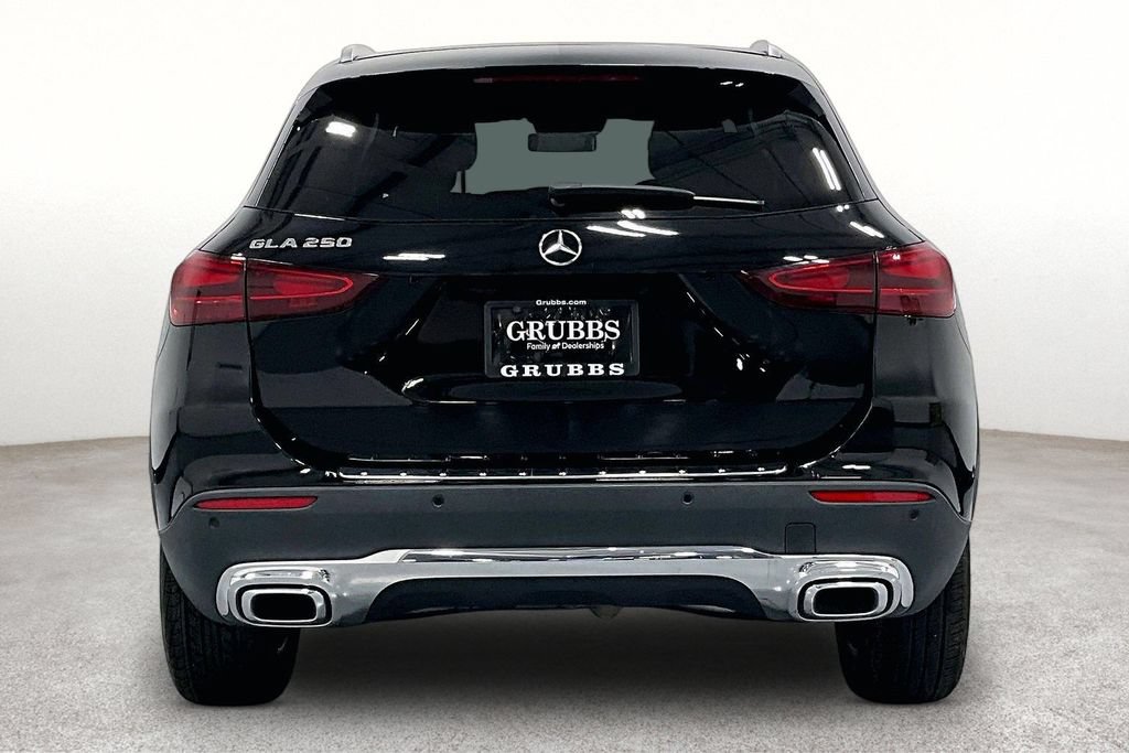 Used 2025 Mercedes-Benz GLA 250 image 4