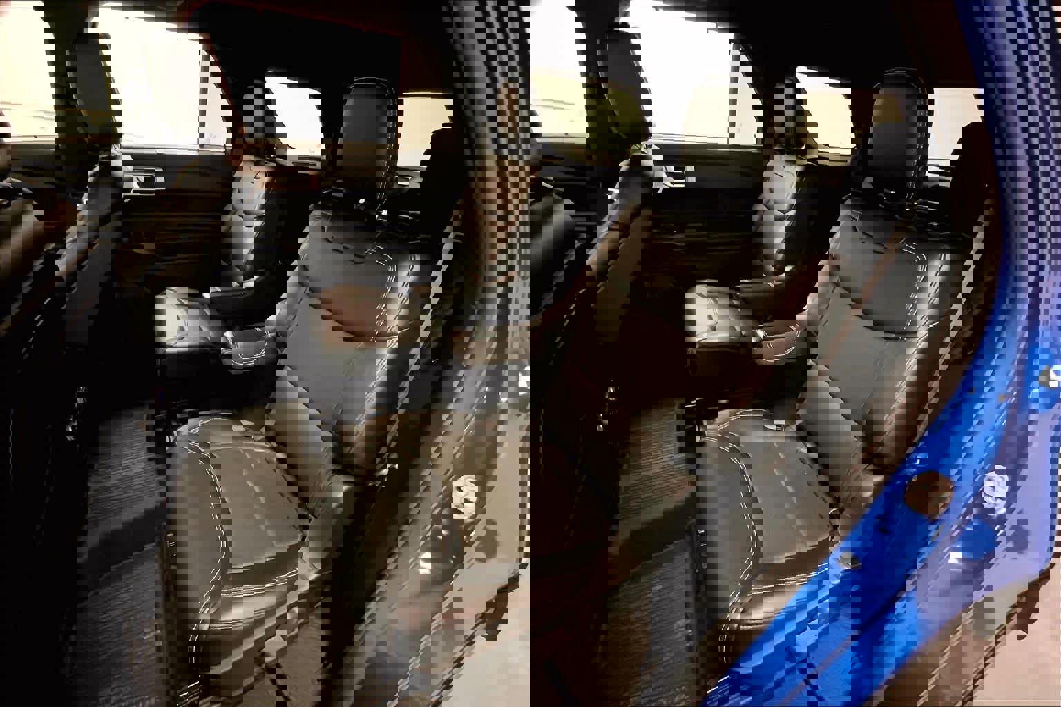 Used 2020 Ford Explorer ST w/ Premium Technology Package image 17