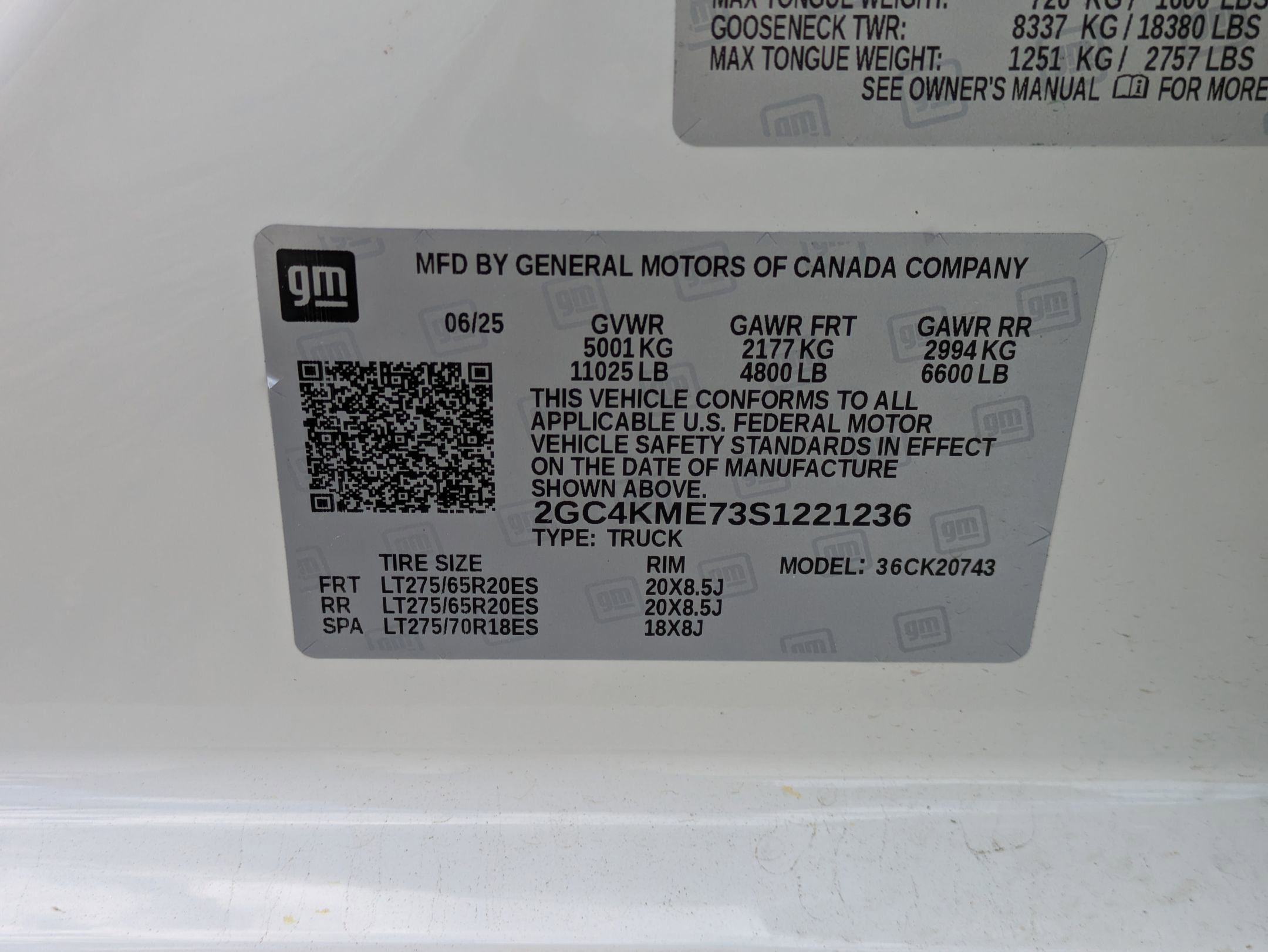 Certified 2025 Chevrolet Silverado 2500 Custom w/ Custom Value Package AWD/4WD image 40
