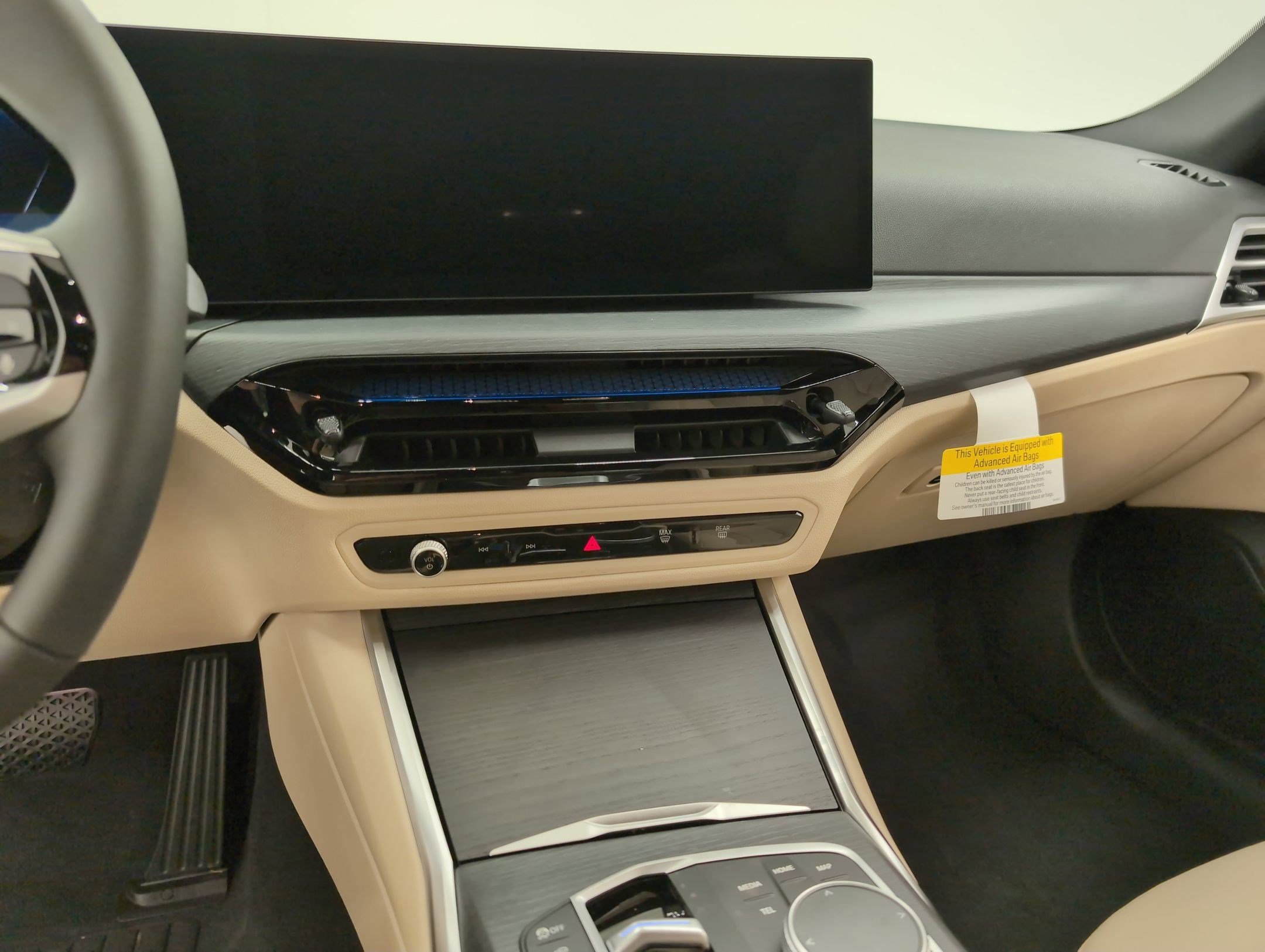 Certified 2025 BMW i4 eDrive40 w/ Premium Package image 19