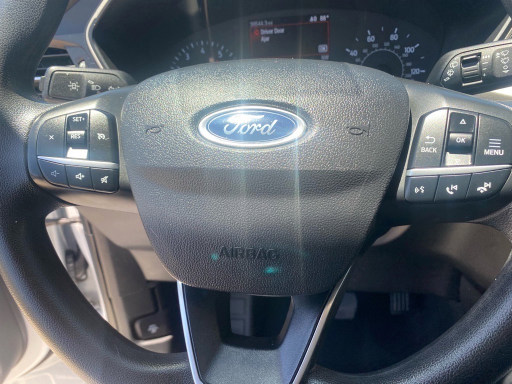 Used 2022 Ford Escape SE image 25