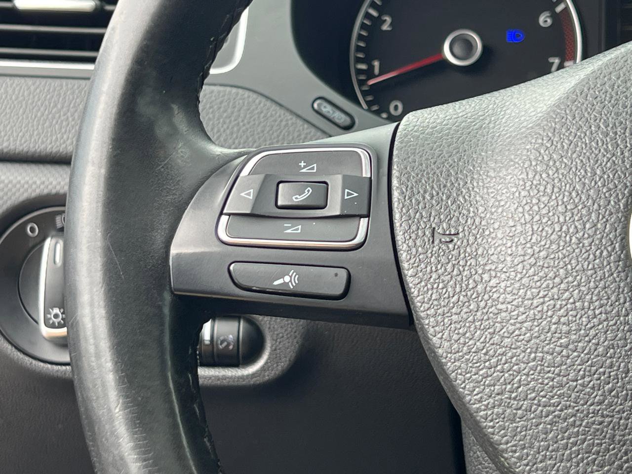 Used 2012 Volkswagen Jetta SE image 19