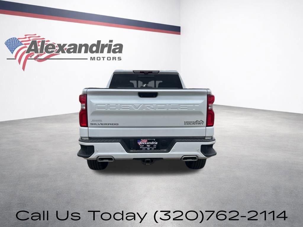 Certified 2023 Chevrolet Silverado 1500 High Country w/ Technology Package AWD/4WD image 7