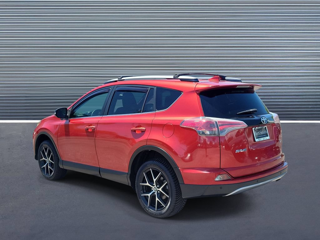 Used 2017 Toyota RAV4 SE FWD image 4