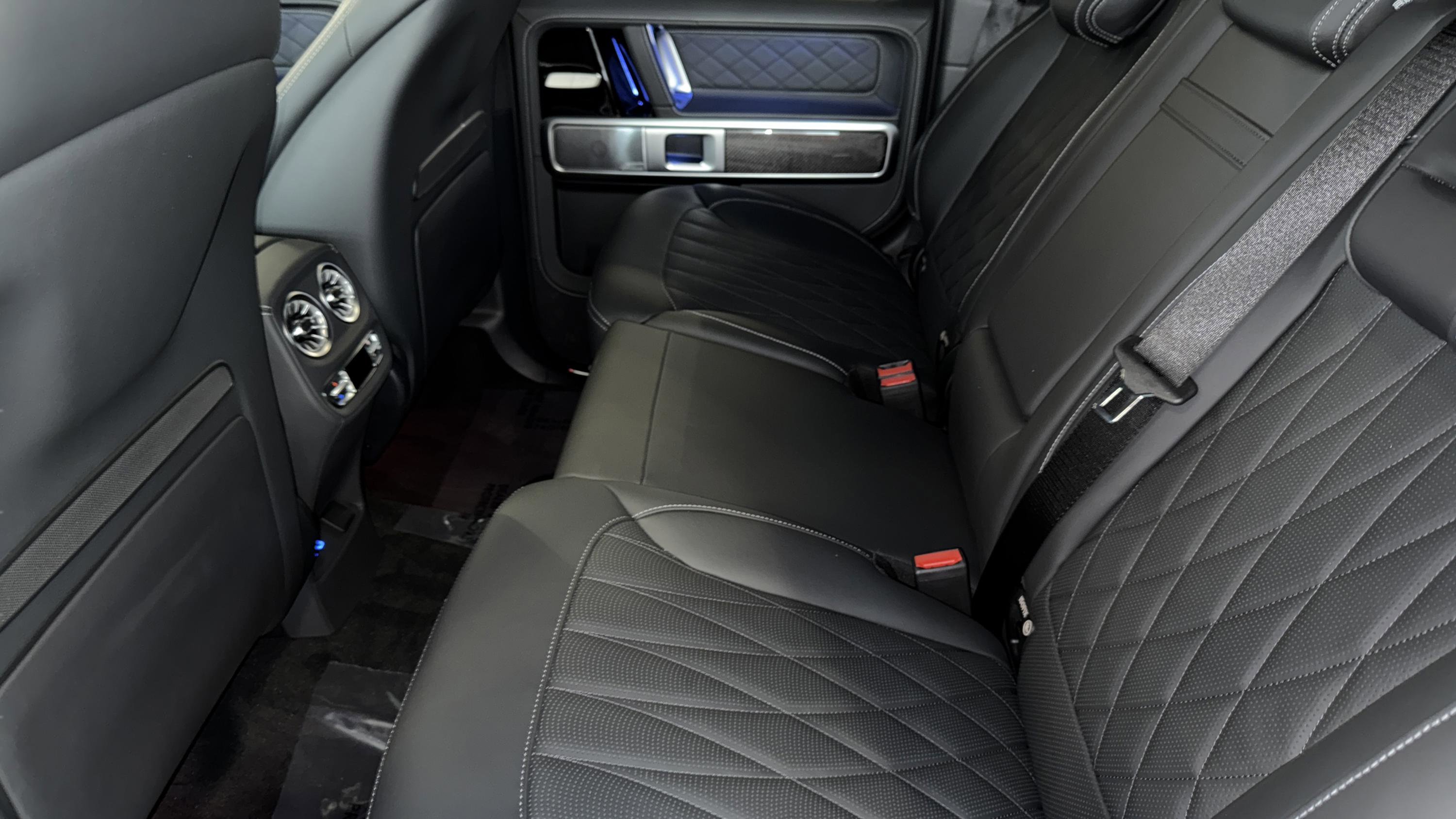 New 2026 Mercedes-Benz G 63 AMG 4MATIC image 17