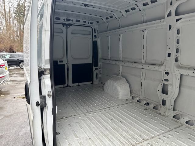Used 2024 RAM ProMaster 3500 w/ Premium Convenience Group image 13