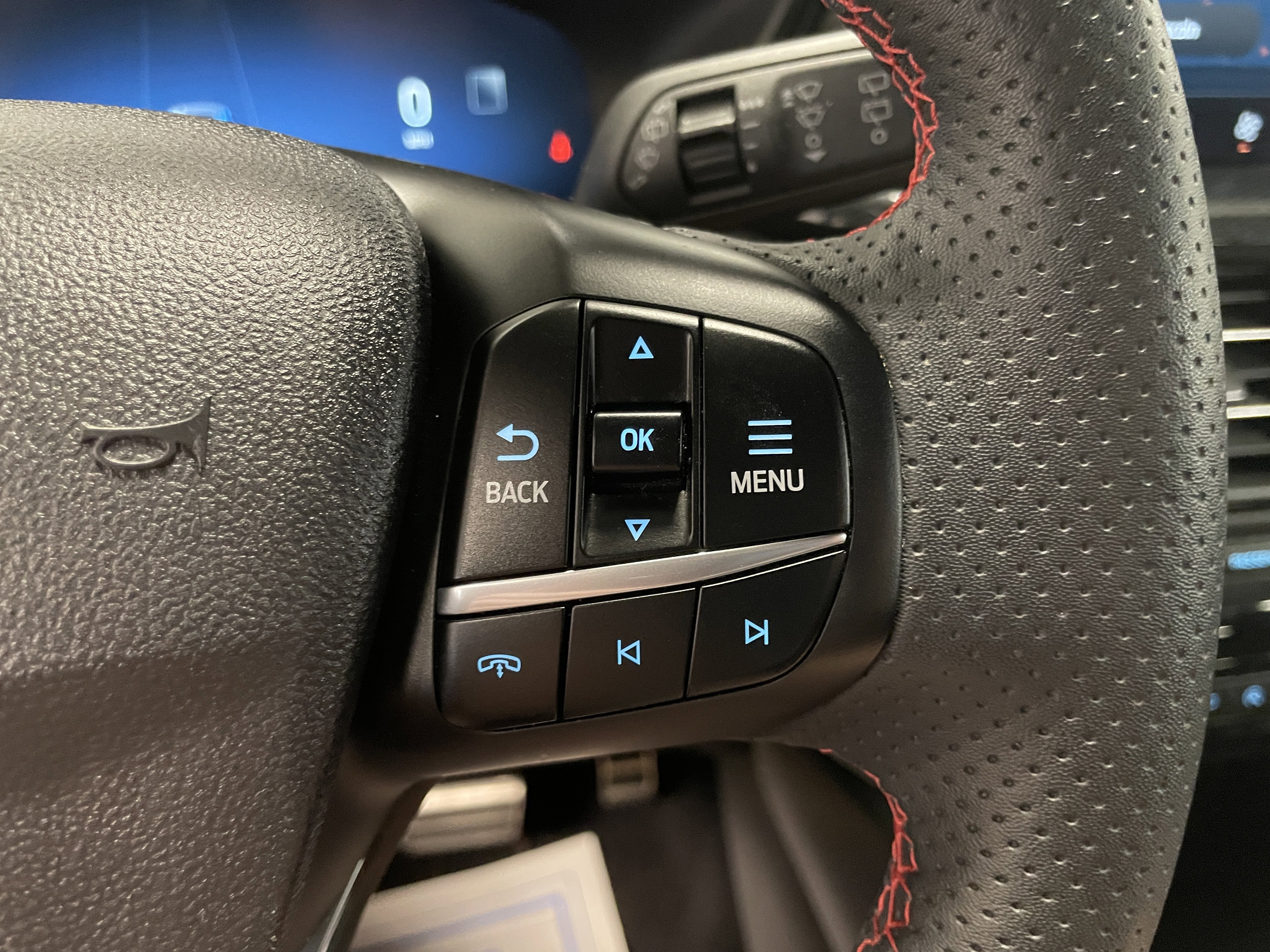 Used 2023 Ford Escape ST-Line Select w/ Tech Pack #2 image 16