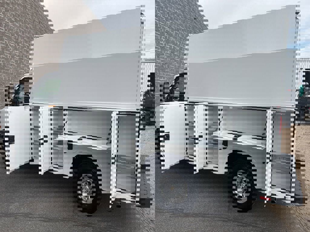 New 2025 Chevrolet Express 3500 w/ Power Convenience Package image 8