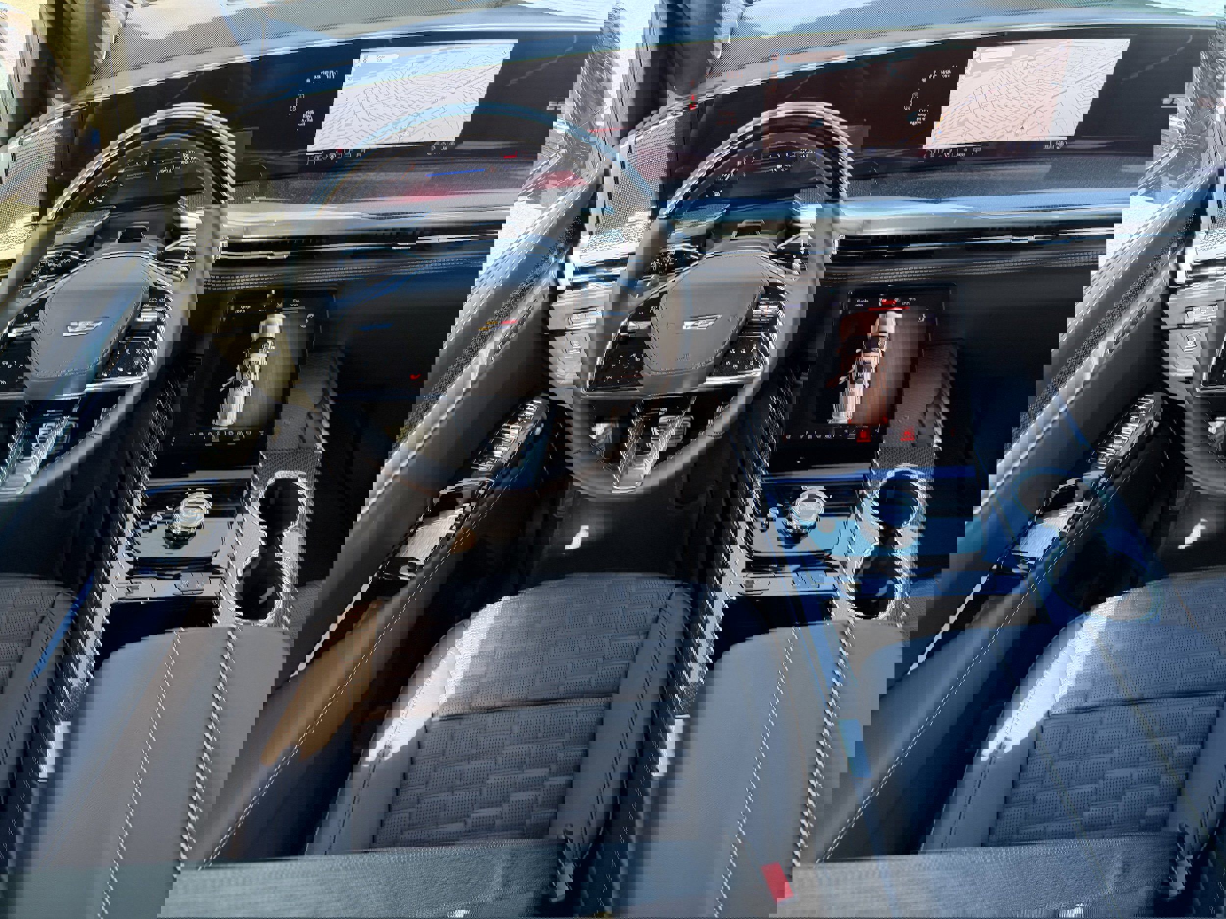 New 2026 Cadillac Escalade V AWD/4WD image 15