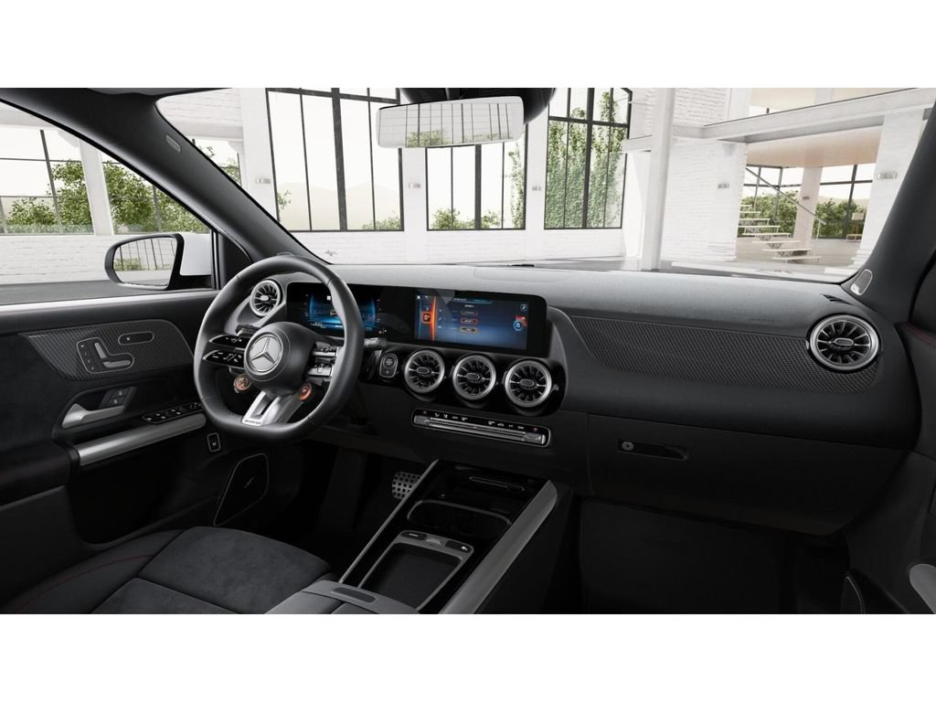 New 2026 Mercedes-Benz GLA 35 AMG 4MATIC image 6