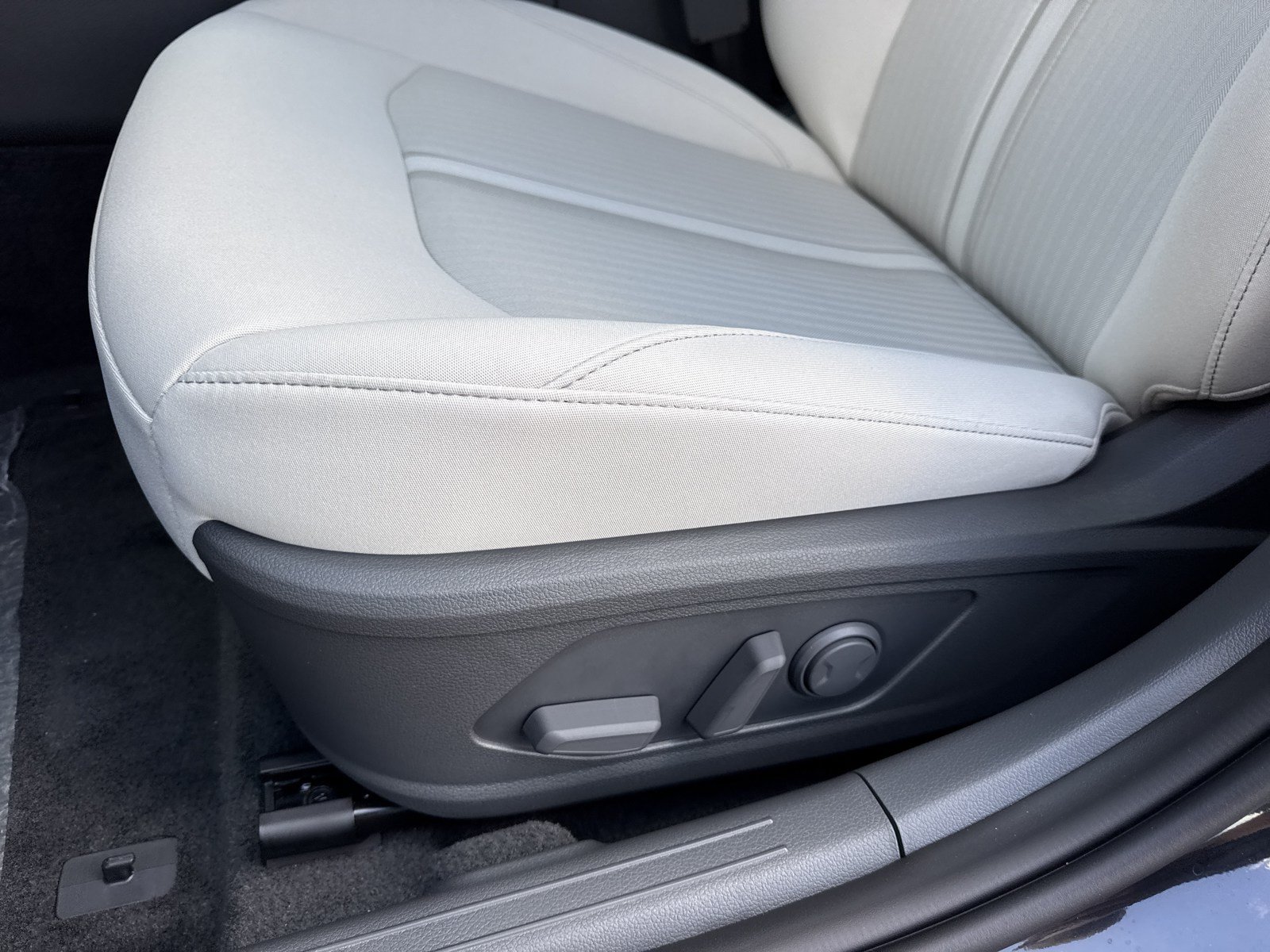 New 2026 Hyundai Sonata SEL FWD image 11
