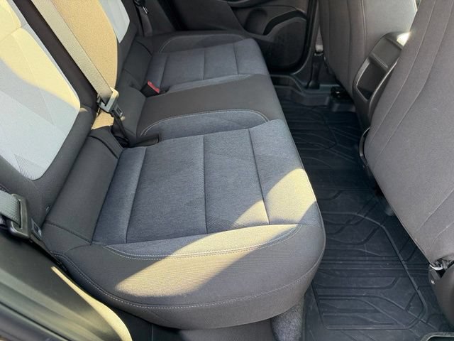 Used 2025 Chevrolet Trax RS w/ Sunroof Package FWD image 12