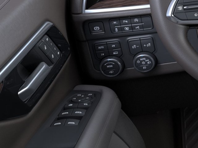 New 2026 Chevrolet Suburban LT w/ Comfort Package AWD/4WD image 22