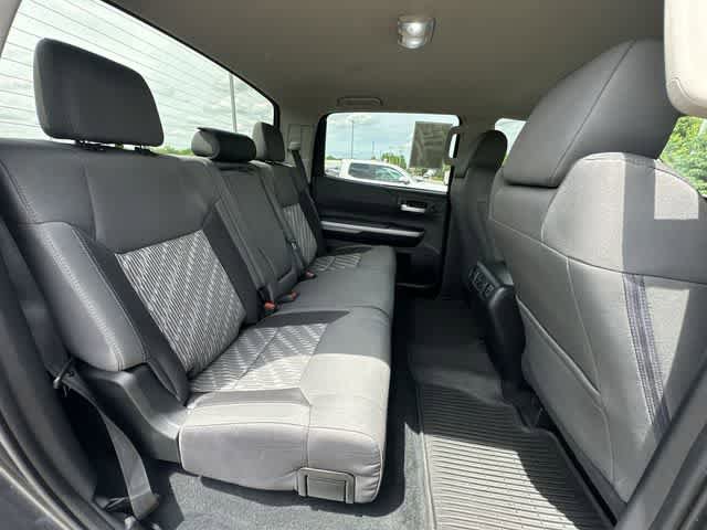 Used 2021 Toyota Tundra SR5 w/ SR5 Upgrade Package AWD/4WD image 21