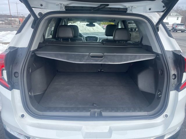 Used 2021 GMC Terrain SLT image 23