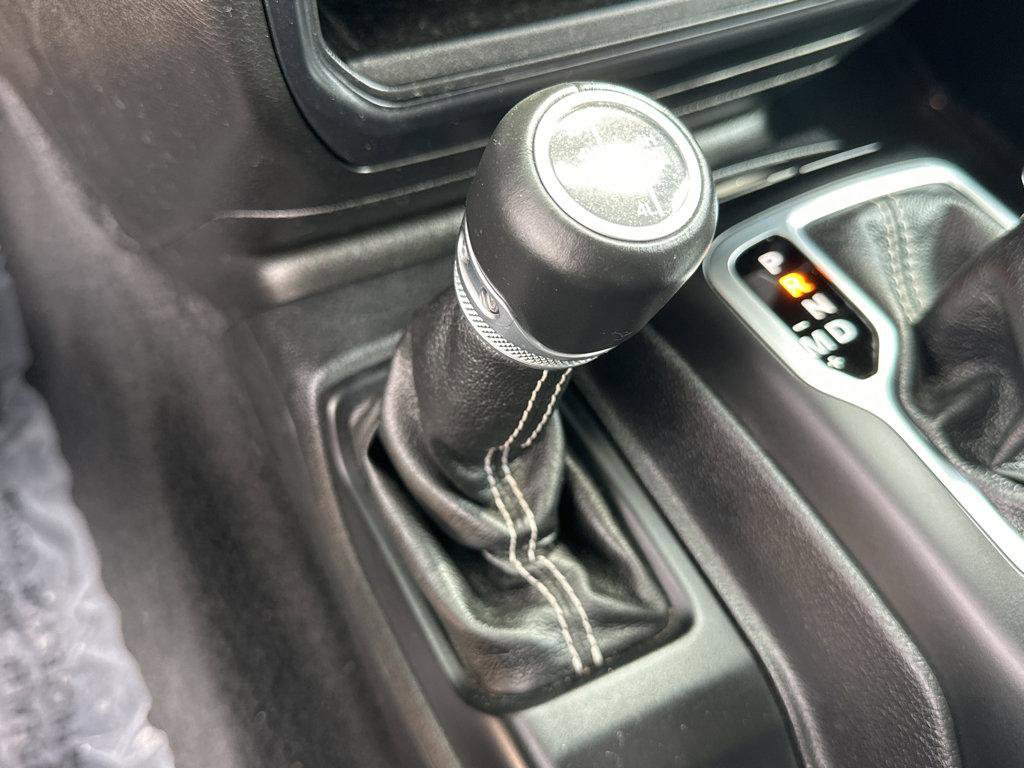 Used 2018 Jeep Wrangler Moab w/ Quick Order Package 24M Moab image 27