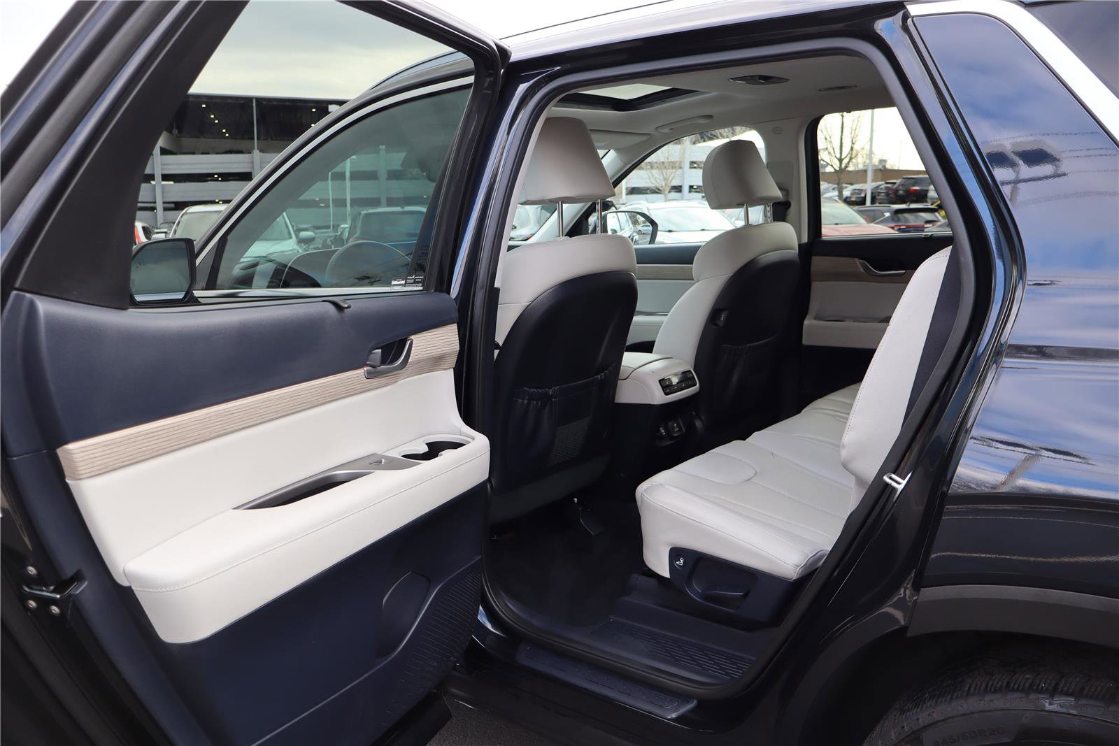 Used 2020 Hyundai Palisade SEL image 24