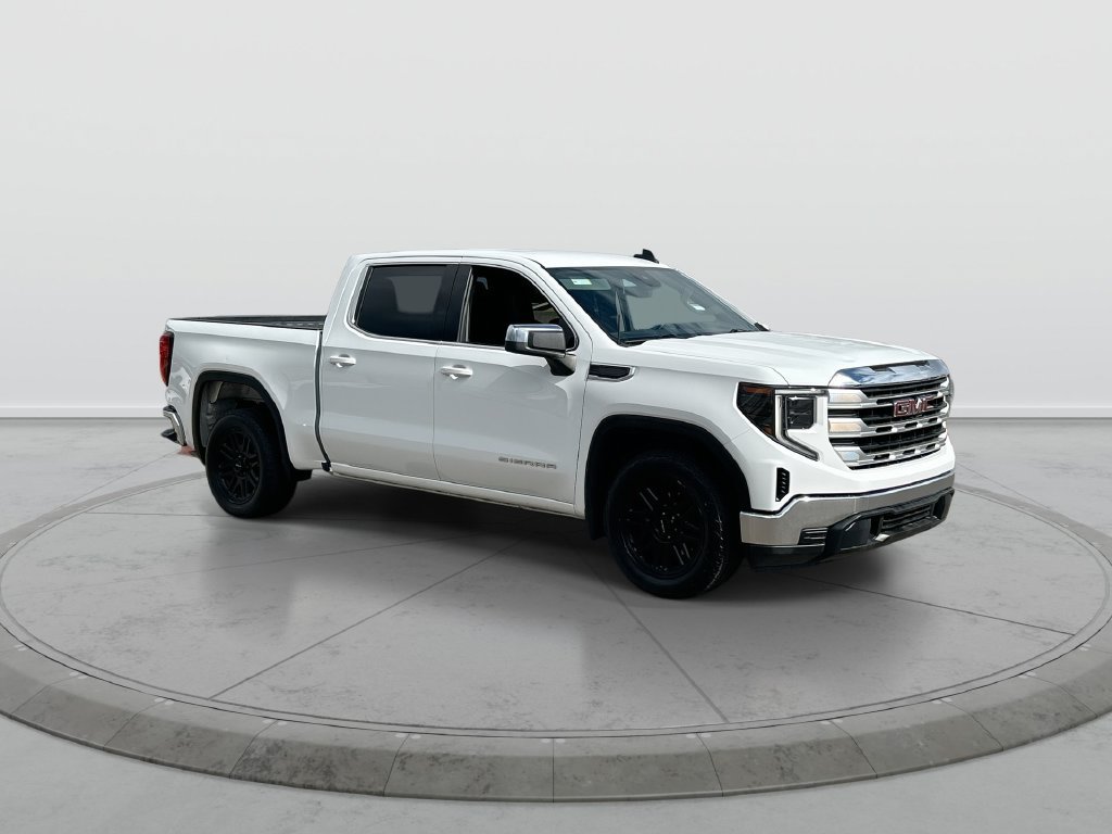 Used 2022 GMC Sierra 1500 SLE RWD image 2