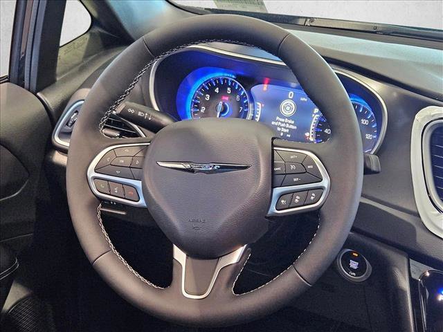 New 2026 Chrysler Voyager LX image 9