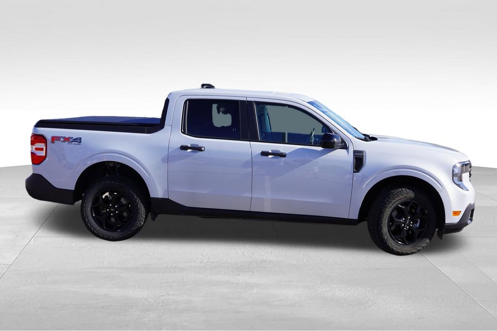 Certified 2025 Ford Maverick XLT w/ XLT Luxury Package AWD/4WD image 3