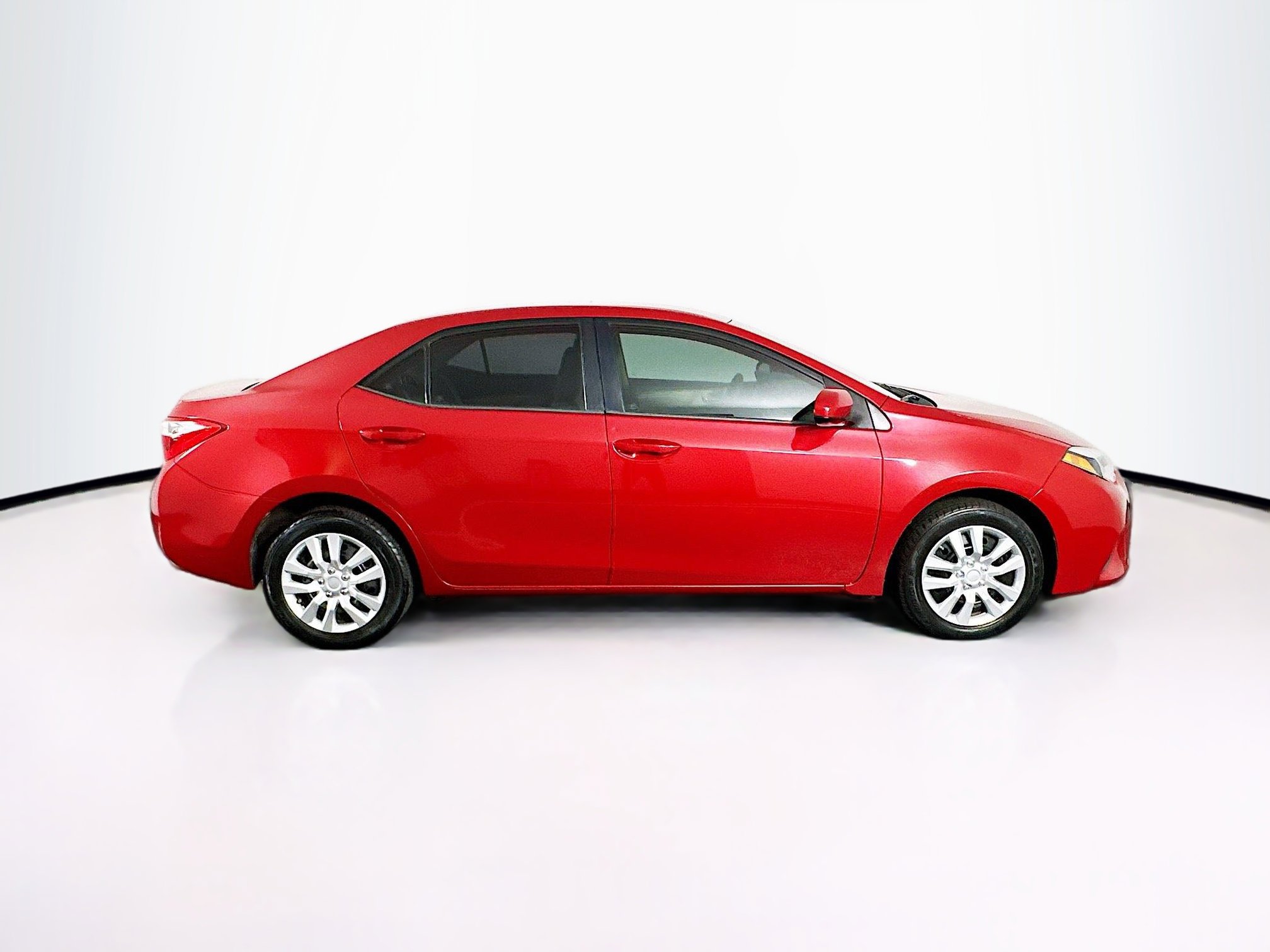 Used 2015 Toyota Corolla LE image 10