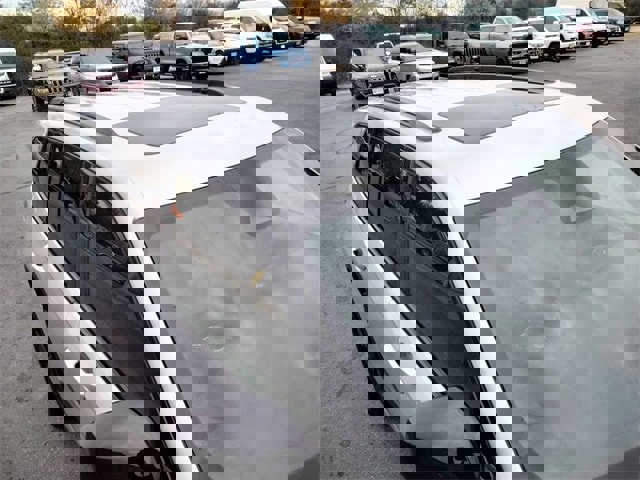 New 2025 Jeep Grand Cherokee Altitude image 12