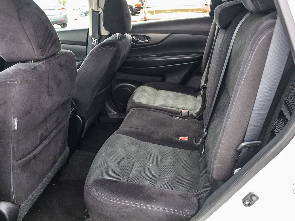 Used 2014 Nissan Rogue SV w/ SV Family Package image 20