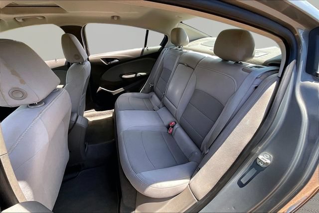 Used 2017 Chevrolet Cruze LT w/ Sun And Sound Package FWD image 16