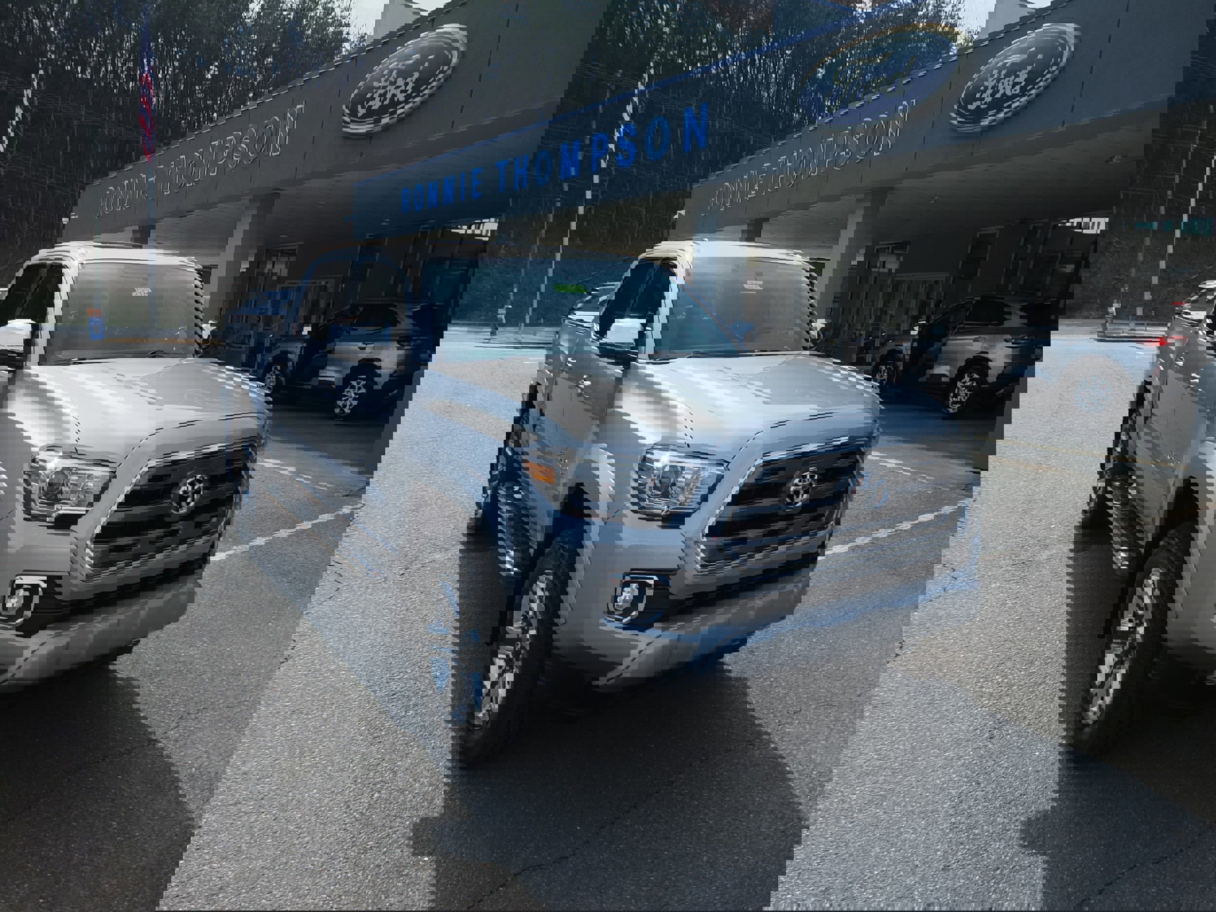 Used 2016 Toyota Tacoma Limited w/ Towing Package