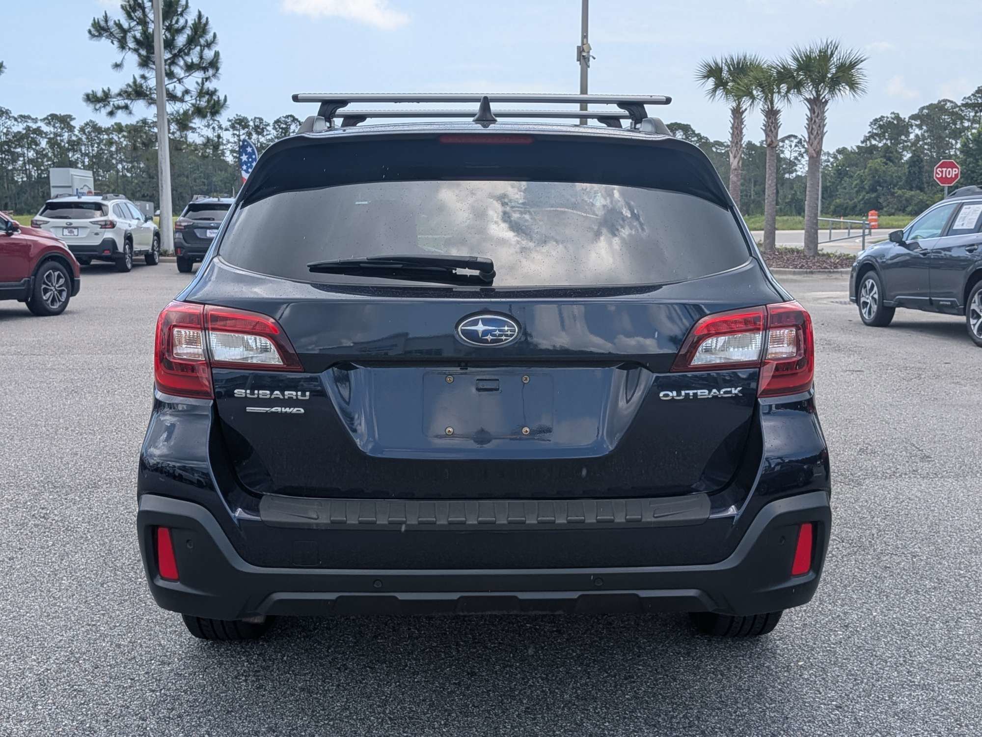 Used 2018 Subaru Outback 2.5i Touring w/ Popular Package #3 AWD/4WD image 5