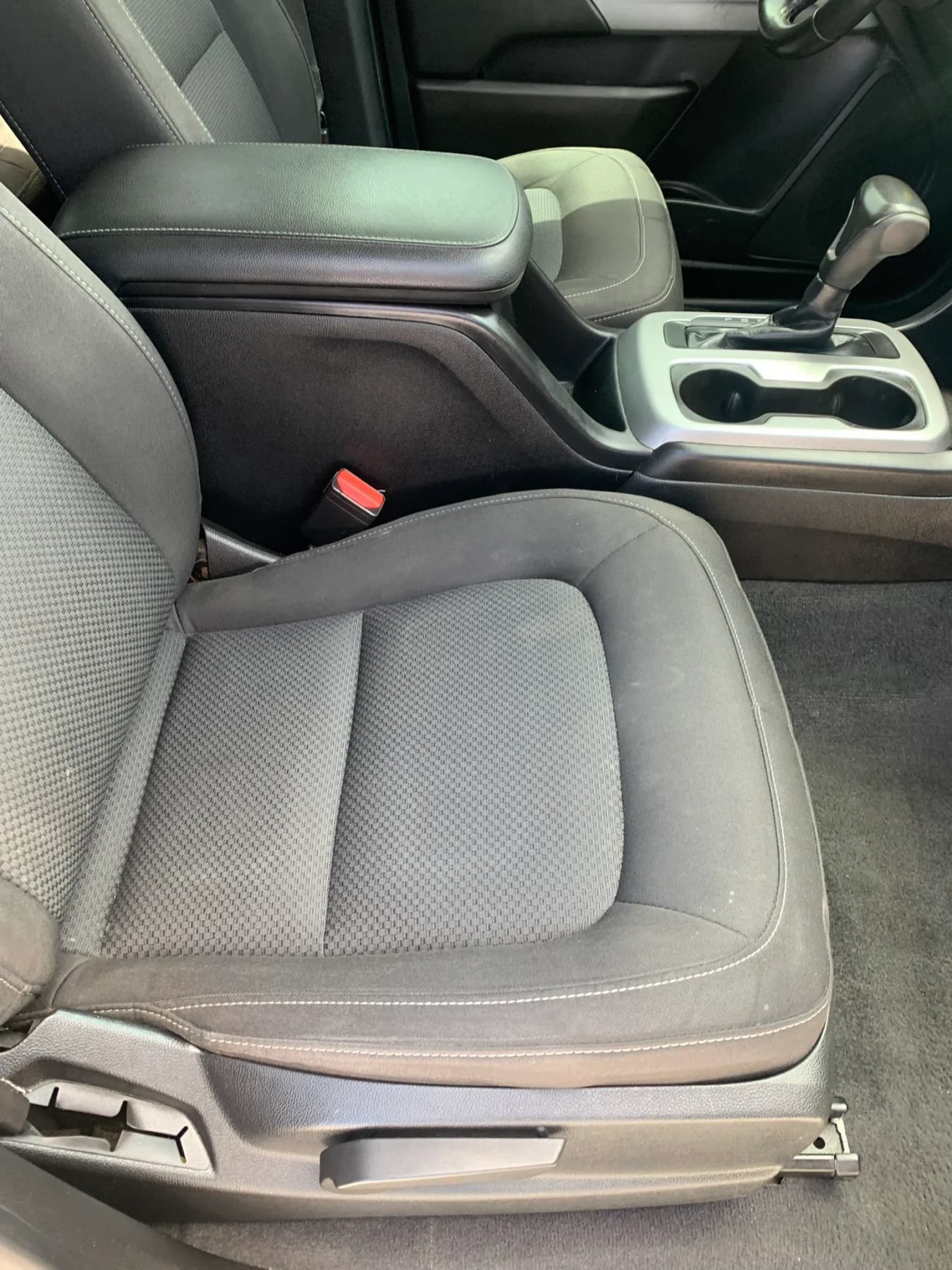 Used 2020 Chevrolet Colorado LT RWD image 11