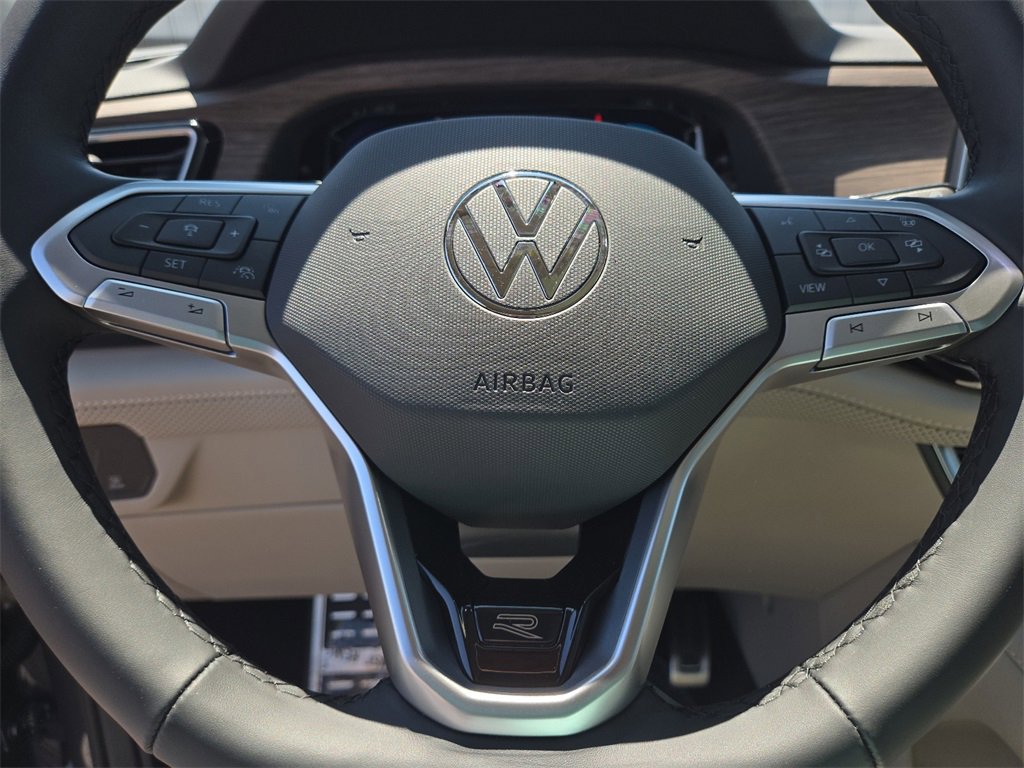 New 2025 Volkswagen Atlas SEL Premium R-Line image 23